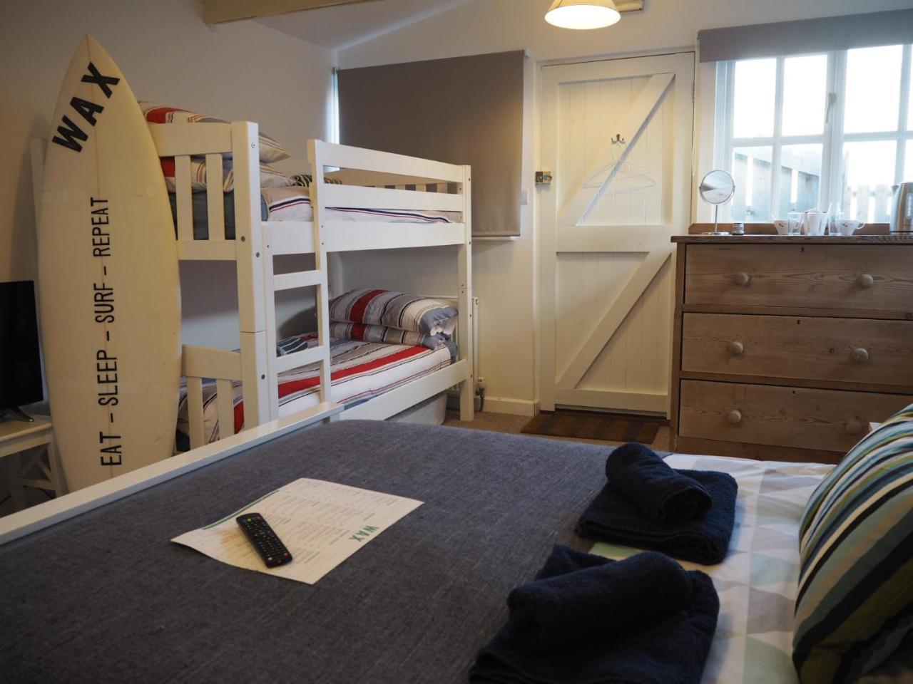 Hotel Wax, Watergate à New Quay Extérieur photo